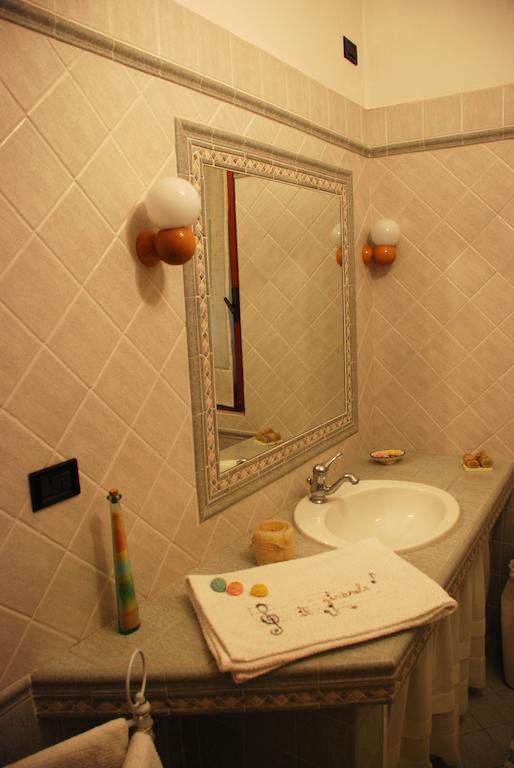 Bed And Breakfast Il Girasole 람포레키오 객실 사진
